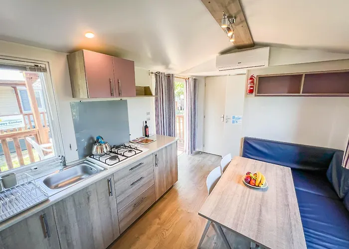 Happy Camp mobile homes in BalatonTourist Füred Camping&Bungalows