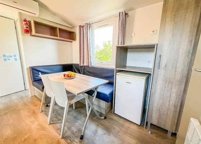 Happy Camp mobile homes in BalatonTourist Füred Camping&Bungalows